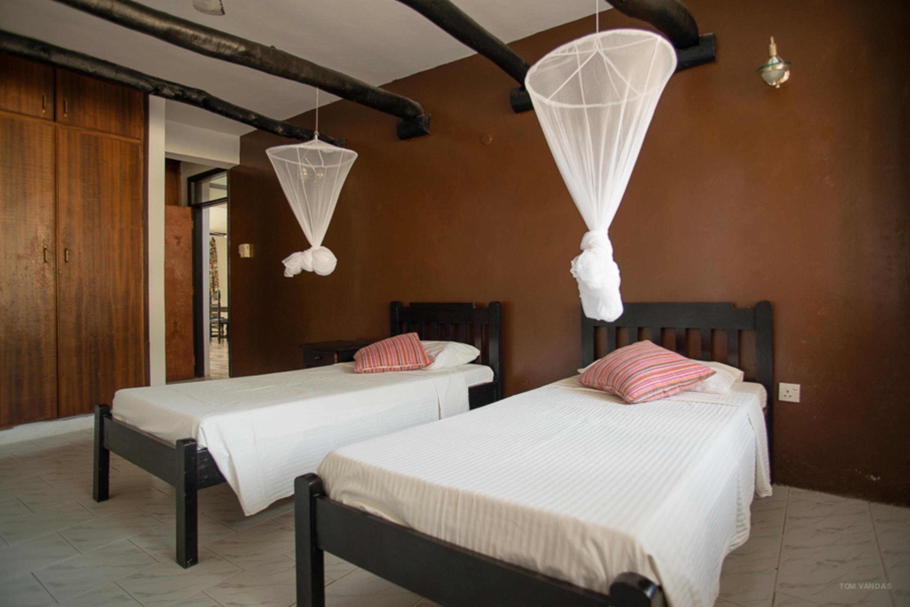 Bahari Dhow Beach Villas شاطئ دياني المظهر الخارجي الصورة