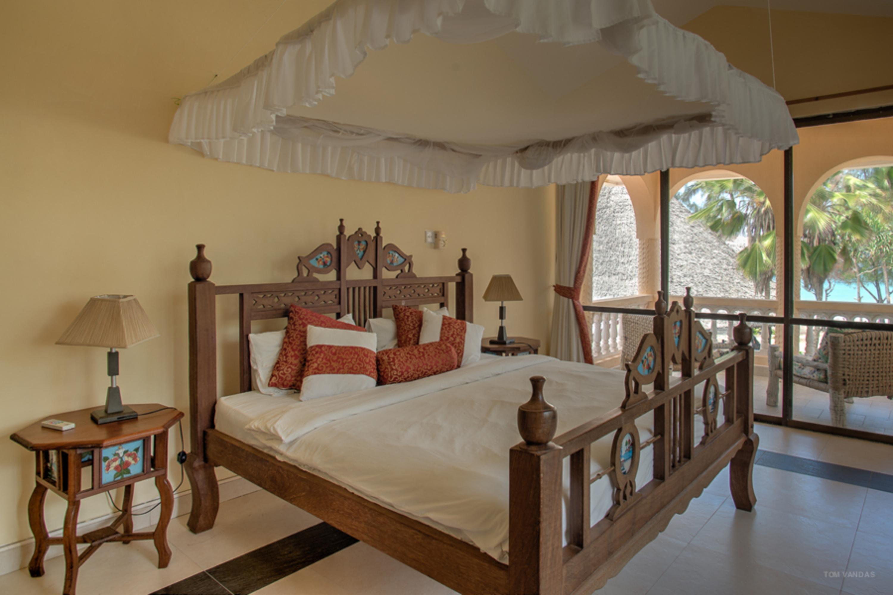 Bahari Dhow Beach Villas شاطئ دياني المظهر الخارجي الصورة